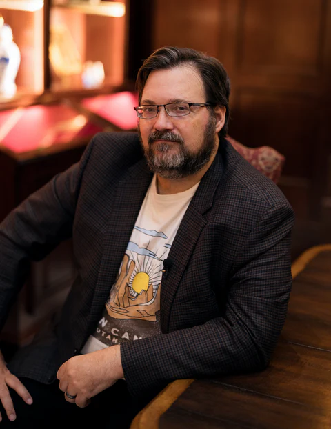 Author 8